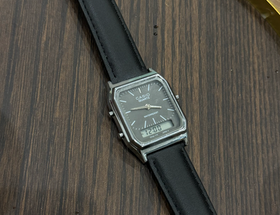 CASIO VINTAGE WATCH.        (AAA MASTER QUALITY)